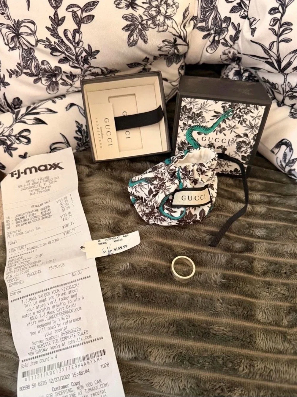 Gucci silver Ring
